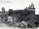 Le château, pris de la nouvelle route, vers 1905 (carte postale ancienne).