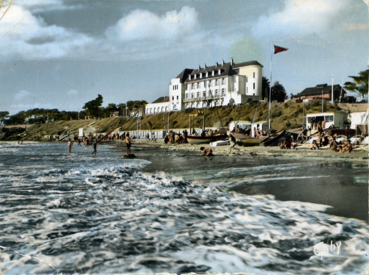 Le Casino et la Plage (carte postale de 1960) - Saint-Brevin-les-Pins
