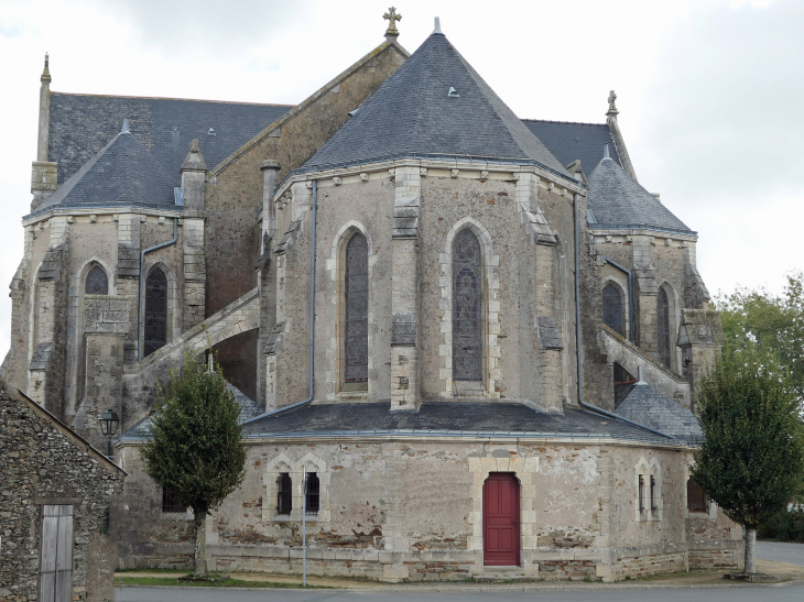 L'abside de l'église du 19ème siècle - Saint-Étienne-de-Mer-Morte