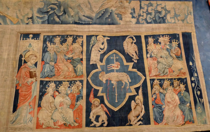 La tenture de l'Apocalypse : Les 7 sceaux : l'agneau égorgé - Angers