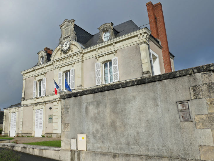 La mairie - La Possonnière