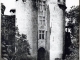 Entrée du château (sud), vers 1920 (carte postale ancienne).