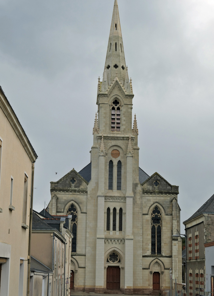 L'église - Saint-Lambert-du-Lattay