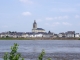 Photo précédente de Saint-Mathurin-sur-Loire L'histoire de Saint-Mathurin ne commence qu'au XIII ème siècle avec la construction de la Grande Levée (digue). Le bourg s'est étiré le long de la levée. L'église saint-Mathurin est une église de style 