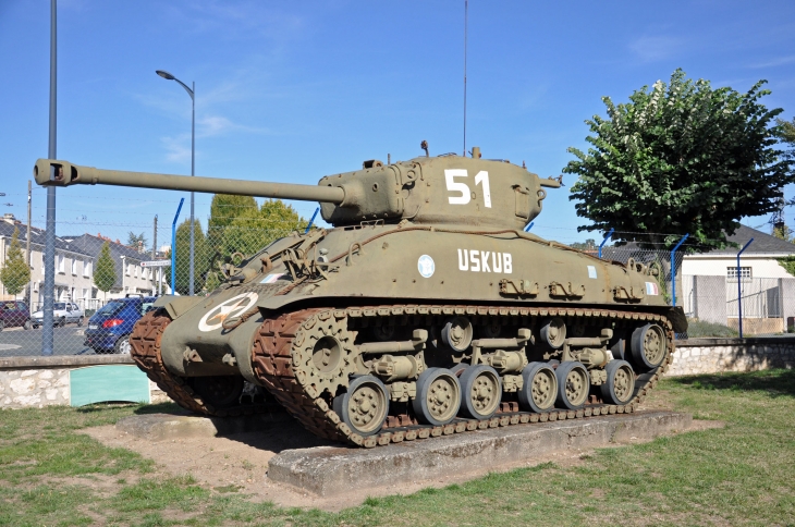 SHERMAN USKUB MUSEE DES BLINDES SAUMUR