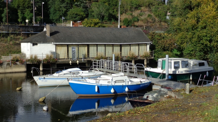 Port fluvial (ancien lavoir) - Segré