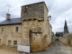 Photo suivante de Souzay-Champigny La maison forte du village.