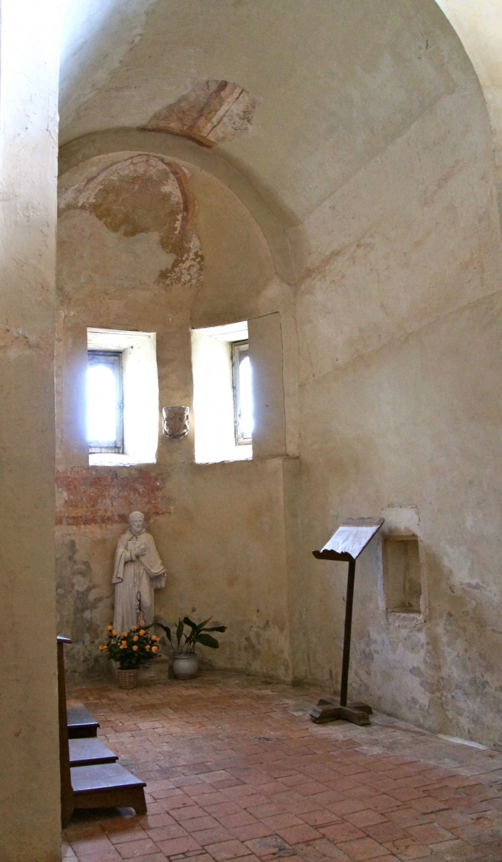 Eglise Saint Saturnin. - Azé