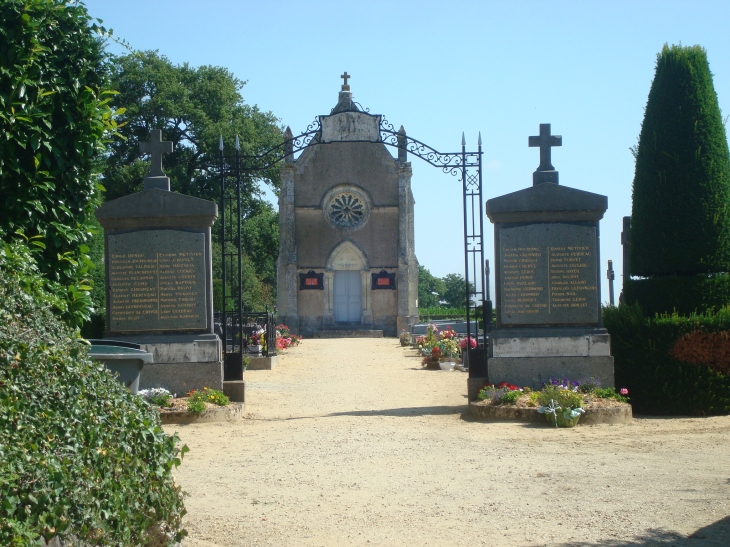 Chapelle du cimetière - Bierné