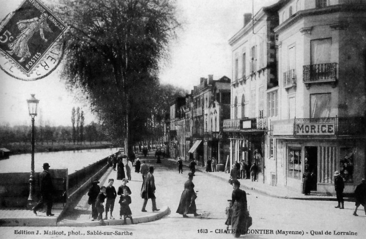 Quai de Lorraine, vers 1910 (carte postale ancienne). - Château-Gontier