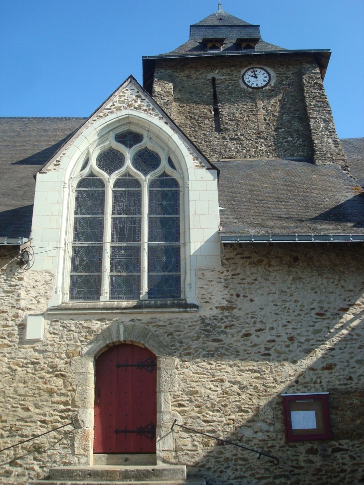 Eglise Sainte-Opportune.(XIè, XIIè, XVè et XVIIIè siècles) - Gennes-sur-Glaize