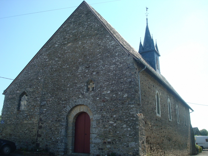 Eglise Saint-Aignan (Epoque romane, XVè et XVIIè siècles) - Gennes-sur-Glaize