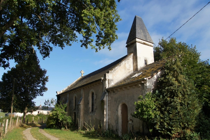 Chapelle Notre Dame de la Vallée. En 1630, un prêtre originaire du village de la Vallée rachète la Vallée Boutedée et y fait élever un oratoire à Notre Dame de Bon Secours. - La Haie-Traversaine