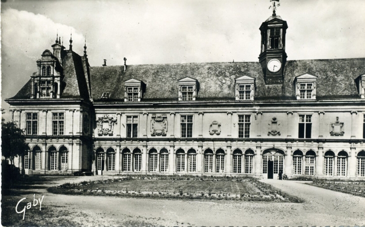 Le Palais de Justice. Façade Renaissance (carte postale de 1960) - Laval