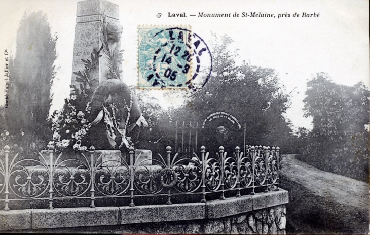 Monument de Saint Mélaine, près de Barbé, vers 1905 (carte postale ancienne). - Laval