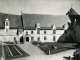 Photo précédente de Laval Cour intérieur du Château (carte postale de 1960)