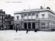 Place de la Mairie, vers 1905 (carte postale ancienne).
