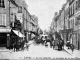 Photo précédente de Laval la-rue-joinville-au-carrefour-de-la-rue-d-ernee-vers-1905-carte-postale-ancienne