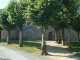 Photo suivante de Longuefuye Allée d'arbres.Place de l'église
