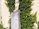 Statue de la Vierge, près de l'église Saint Martin.