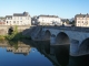 Photo précédente de Mayenne La Mayenne et le Pont de la N12.