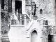 Basilique de Notre Dame - Escalier de Jeanne d'Arc, vers 1910 (carte postale ancienne).