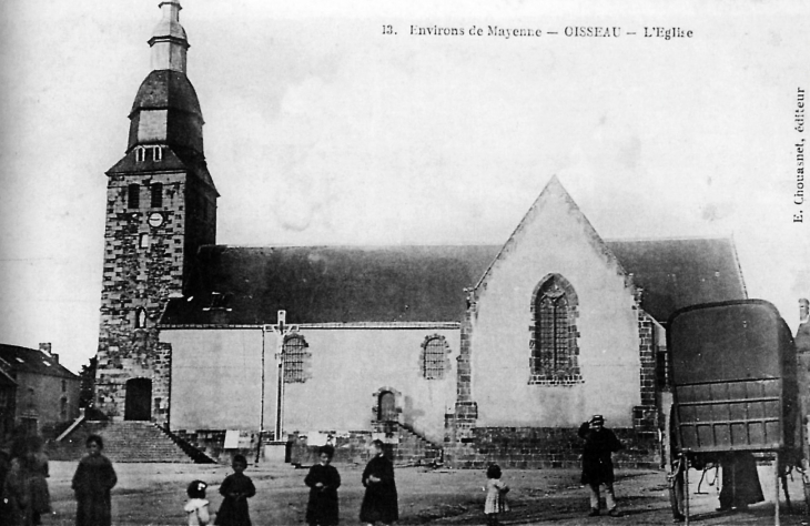 L'église Saint-Pierre du XVe siècle, vers 1913 (carte postale ancienne). - Oisseau