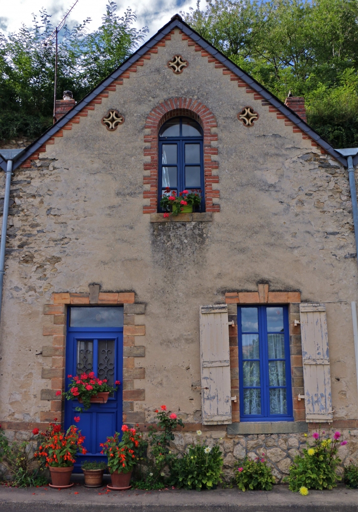Maison ouvrière - Parné-sur-Roc