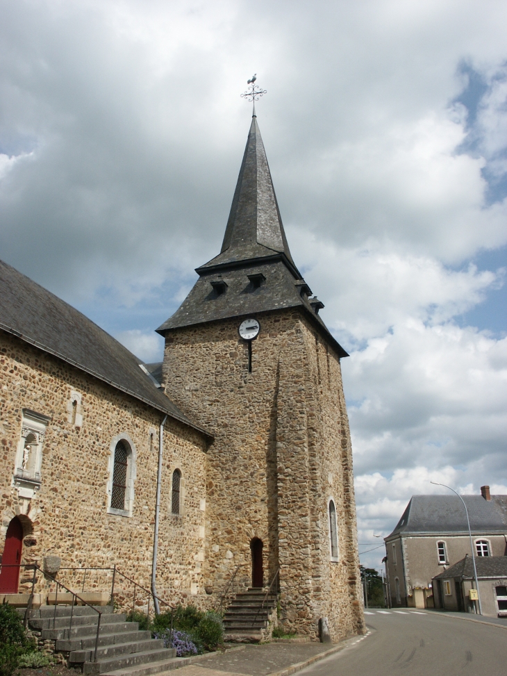 Eglise Saint Gervais et Saint Protais, XIIe siècle. - Ruillé-Froid-Fonds
