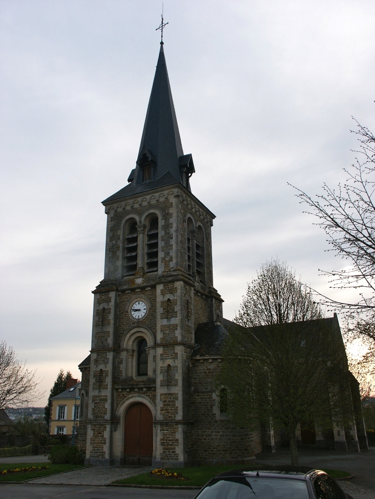 Eglise de Saint Baudelle. - Saint-Baudelle