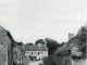 Photo suivante de Saint-Baudelle Le Roc, début XXe siècle (carte postale ancienne).