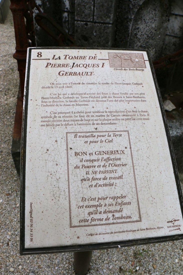 Tombe de Pierre Jacques gerbault. Le panneau explicatif - Saint-Berthevin