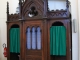 Photo suivante de Saint-Georges-Buttavent Confessional de l'église Saint Georges.