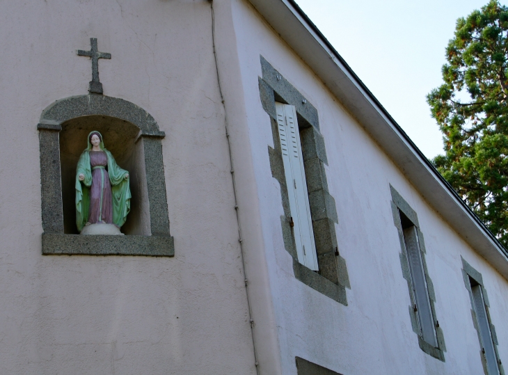 Niche de la Vierge. - Saint-Jean-sur-Mayenne