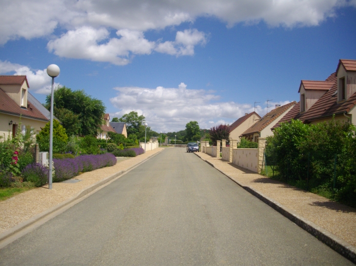 Photo à GréezsurRoc (72320) LE BOURG D GréezsurRoc, 140601