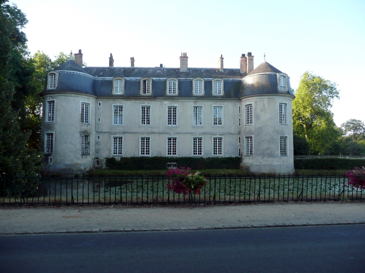 Le chateau - Malicorne-sur-Sarthe