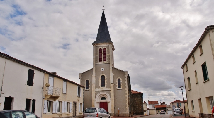 église St Pierre - Avrillé