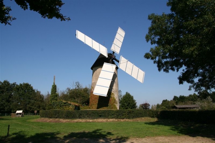 Le petit moulin Chateauneuf - Châteauneuf