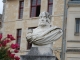 Photo précédente de Fontenay-le-Comte Buste de Belliard 