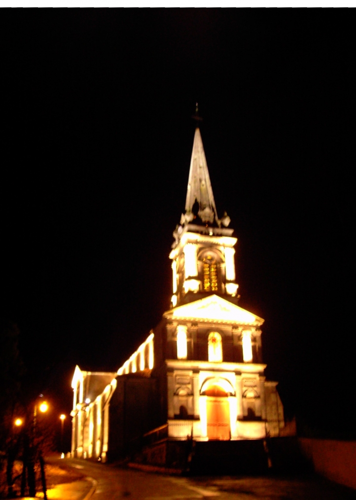 L'église la nuit photo D.GOGUET - L'Île-d'Elle