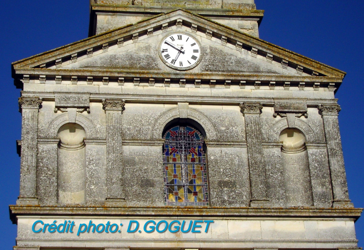 Façade Eglise - L'Île-d'Elle