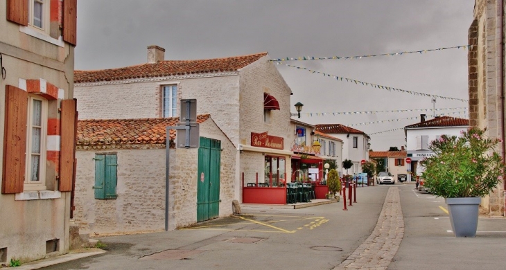 La Commune - Longeville-sur-Mer