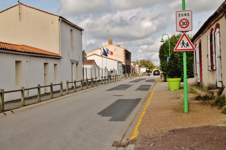 La Commune - Saint-Avaugourd-des-Landes