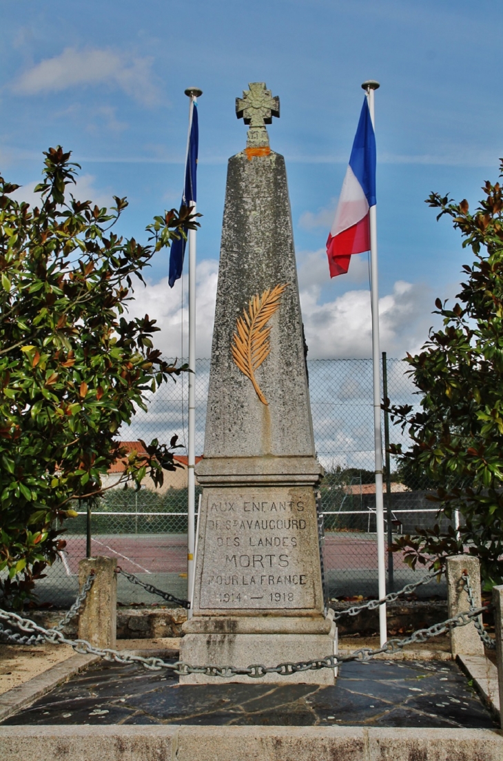 Monument-aux-Morts - Saint-Avaugourd-des-Landes