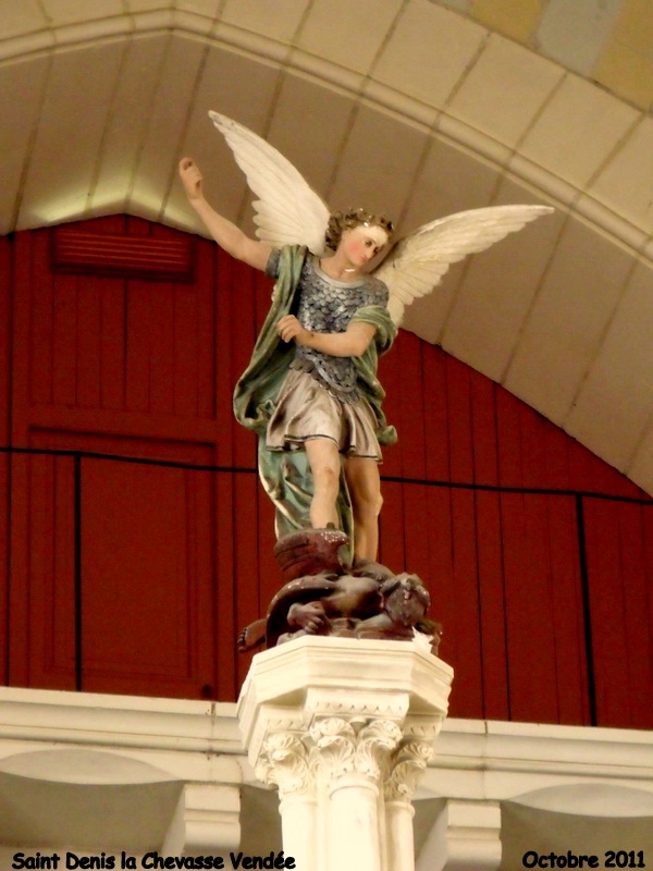Saint Michel patron des parachutistes - Saint-Denis-la-Chevasse