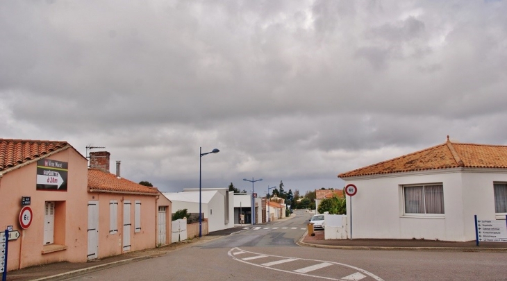 Photo à SaintMathurin (85150) La Commune SaintMathurin, 301879