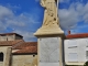 Photo suivante de Sainte-Radégonde-des-Noyers Monument aux Morts