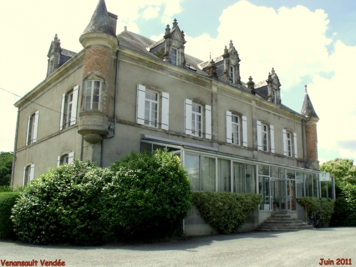 Chateau des Hermitans - Venansault