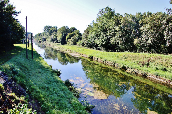 Canal de St Quentin - Bellenglise