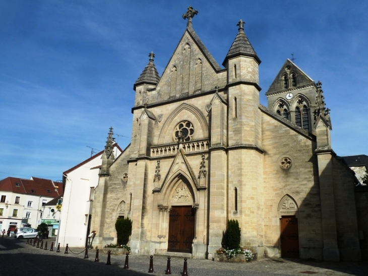 L'église - Charly-sur-Marne